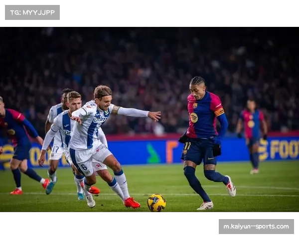 西甲双雄对决引关注 可能改变赛季冠军格局